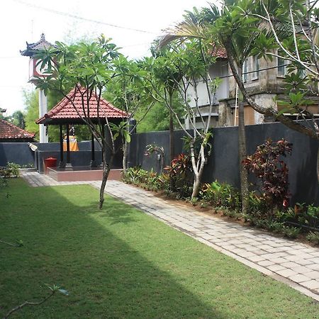 U House Seminyak Hotel Kerobokan Екстериор снимка