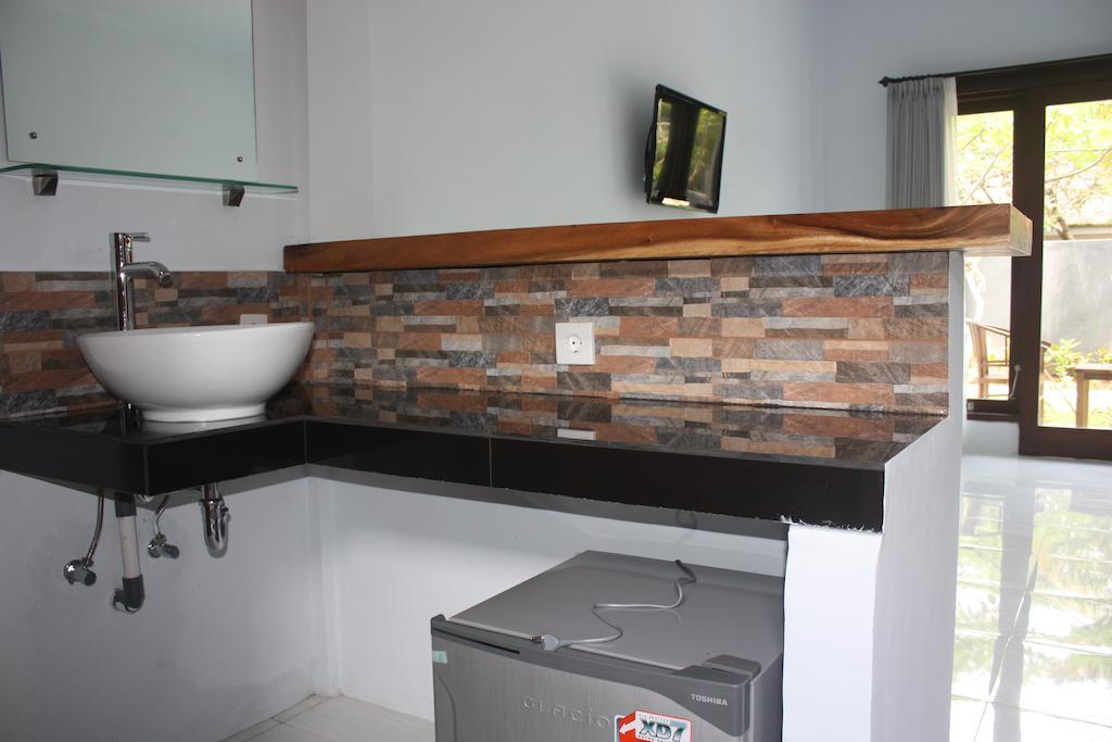 U House Seminyak Hotel Kerobokan Стая снимка