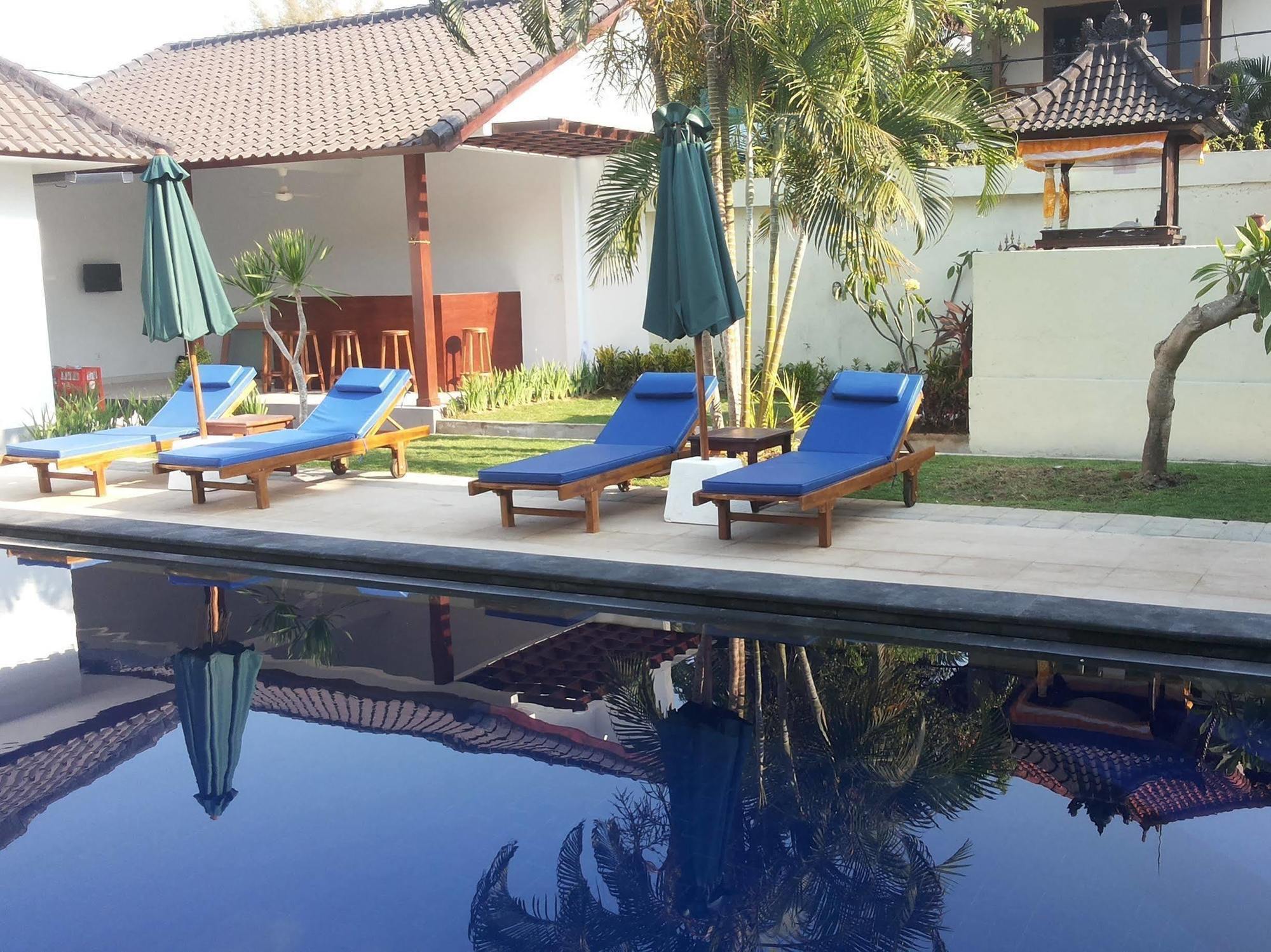 U House Seminyak Hotel Kerobokan Екстериор снимка