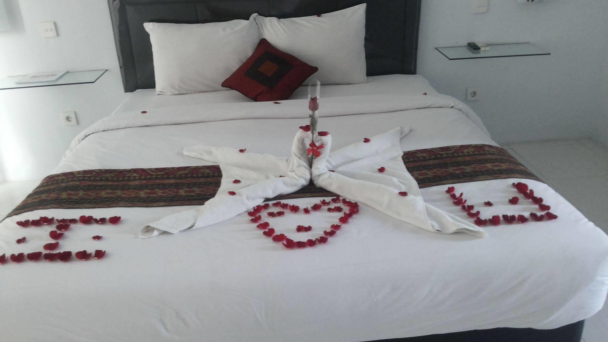 U House Seminyak Hotel Kerobokan Екстериор снимка