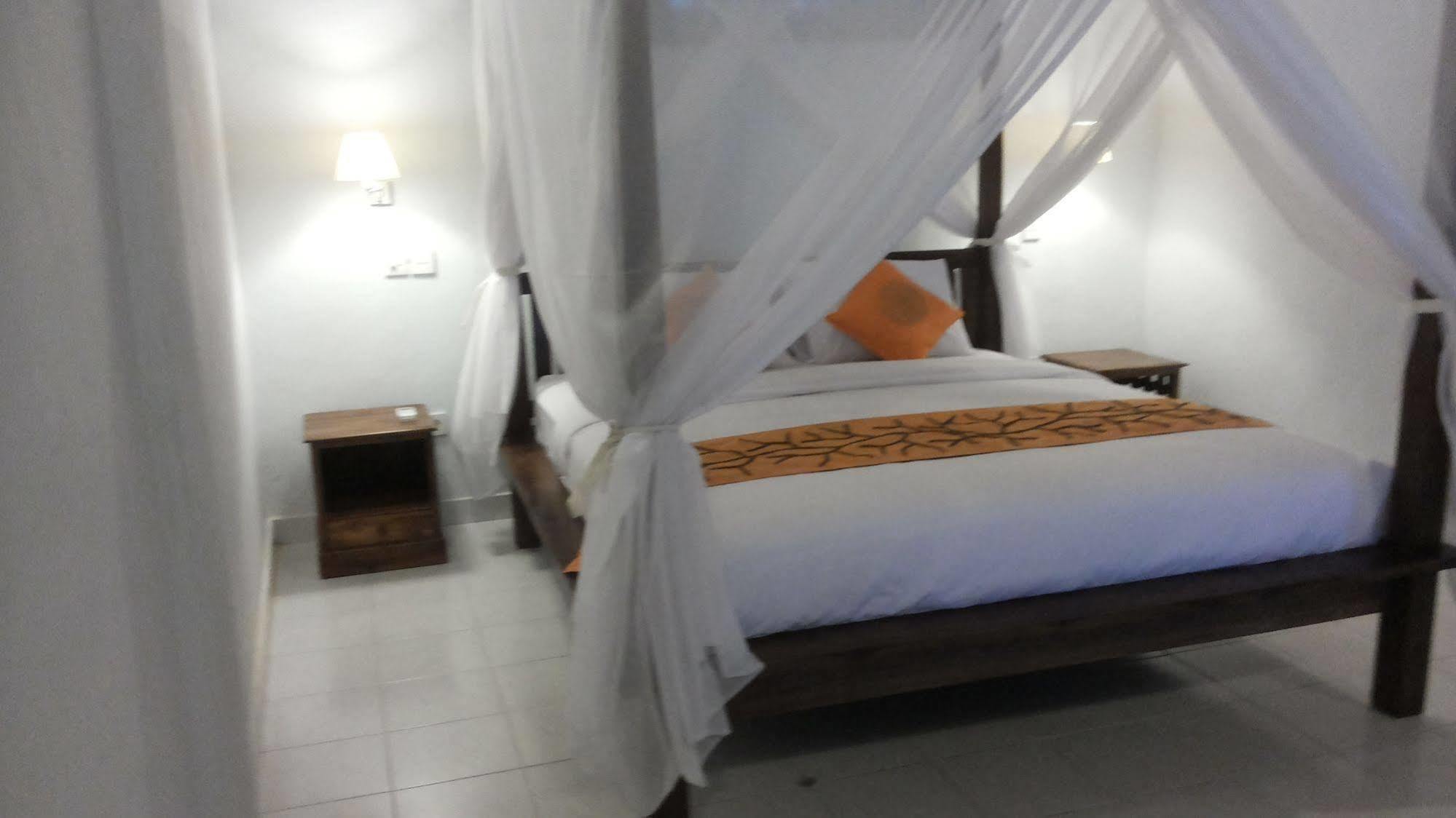 U House Seminyak Hotel Kerobokan Екстериор снимка
