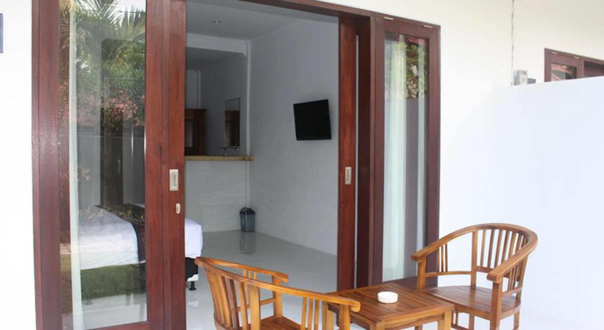 U House Seminyak Hotel Kerobokan Екстериор снимка