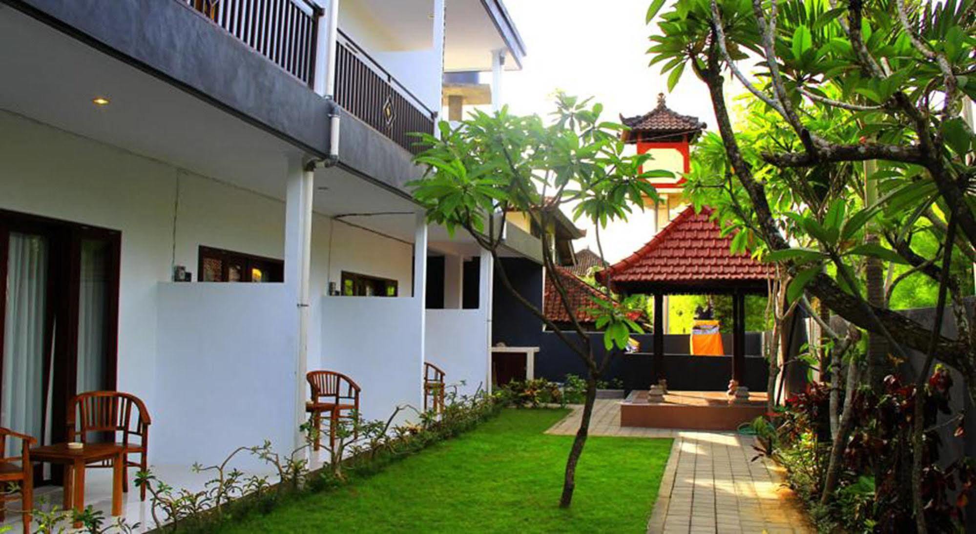 U House Seminyak Hotel Kerobokan Екстериор снимка