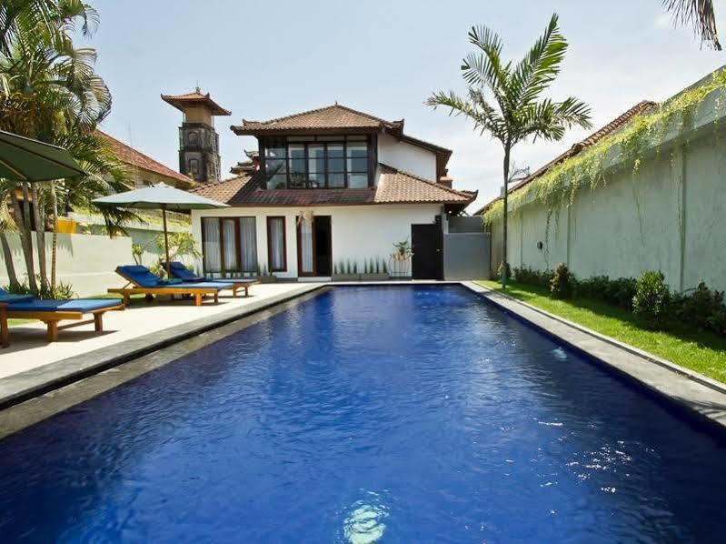 U House Seminyak Hotel Kerobokan Екстериор снимка